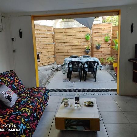 Guest House Bien-Etre Creole Sainte-Anne  Exterior foto